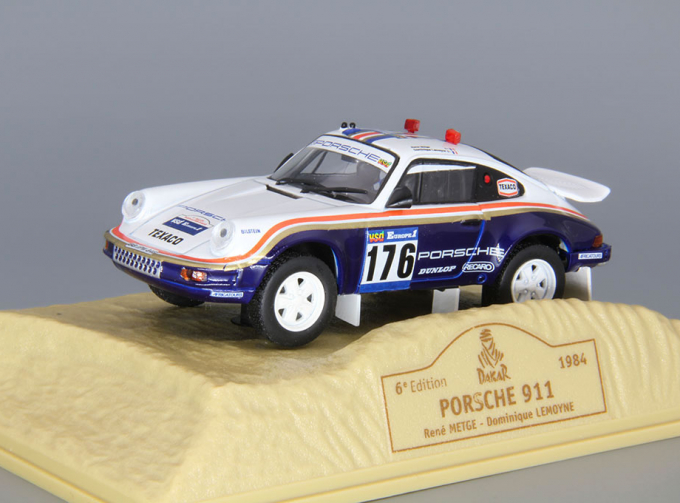 PORSCHE 911 #176 Rene Metge - Dominique Lemoyne (1984), blue / white