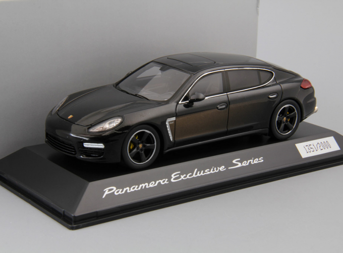 PORSCHE Panamera Exclusive Series, maroon brown