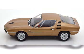 ALFA ROMEO Montreal (1970), gold metallic