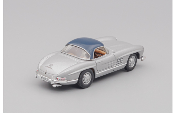 MERCEDES-BENZ 300SL Roadster, silver / blue