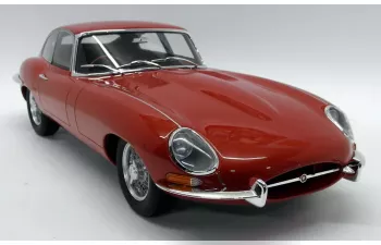 JAGUAR E-Type 4.2 Coupe, red