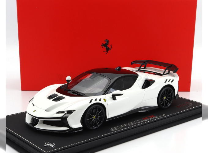 FERRARI Sf90 Xx Stradale (2024) - Con Vetrina - With Showcase, Bianco Cervino - White Black