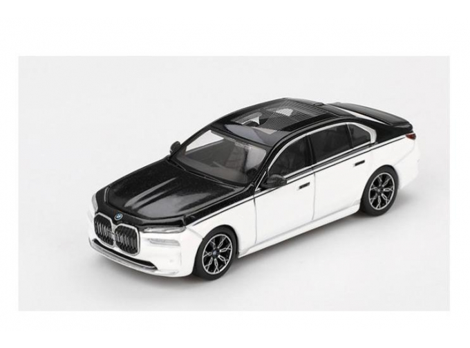 BMW i7 xDrive60 LHD (2023), black/white