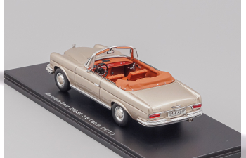 MERCEDES-BENZ W111 280SE 3.5 Convertible, ivory