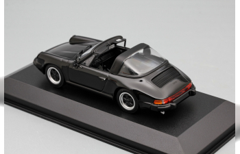 PORSCHE 911 TARGA - 1977 - BLACK