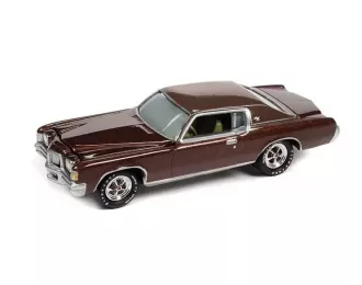 PONTIAC Grand Prix Coupe (1971), Brown Met
