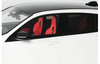 BMW M135 xDrive (2024), alpine white solid 
