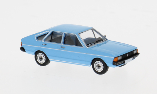 VOLKSWAGEN Passat B1 (1977), light blue