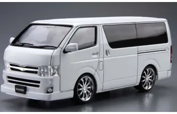 Сборная модель Toyota HiAce BoxStyle TRH200V Super GL 10