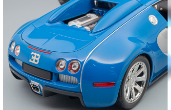 BUGATTI Veyron edition Centenaire 2009, chrome / blue