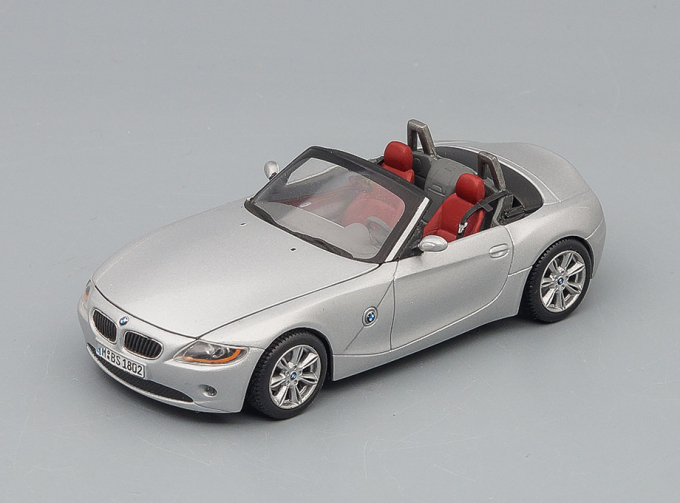 BMW Z4 Roadster E85, silver