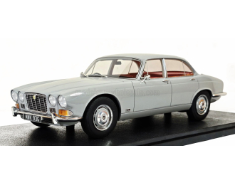JAGUAR XJ6 4.2L MKI (1968), light grey