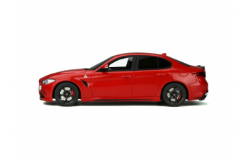 Alfa Romeo Giulia Quadrifoglio 2017 (red)