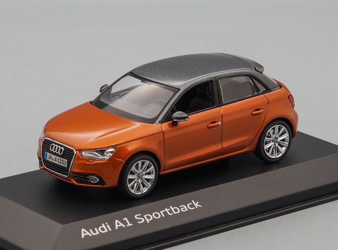 AUDI A1 Sportback, orange / silver