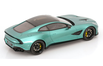 ASTON MARTIN Vanquish (2024), Aston Martin Racing green
