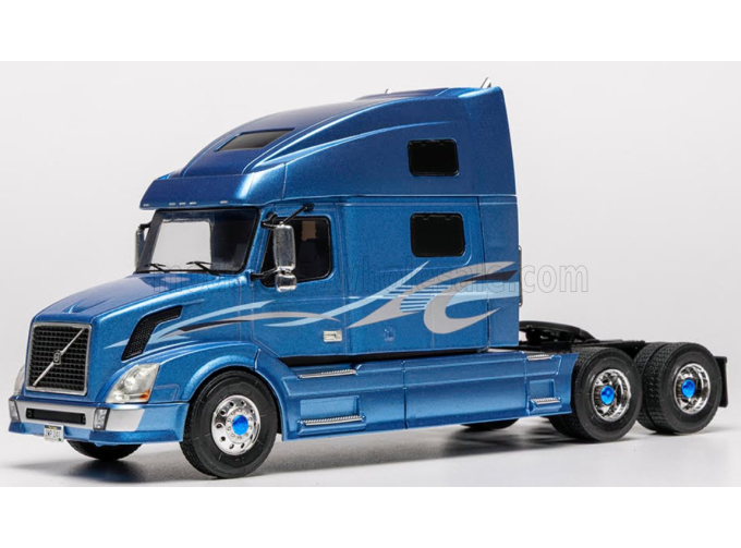 VOLVO VNL 730 TRACTOR TRUCK 3-ASSI (2010), blue