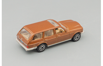 MERCEDES-BENZ W123 Wagon, Metalflake Brown