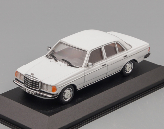 MERCEDES-BENZ 230E (W123) 1976 White