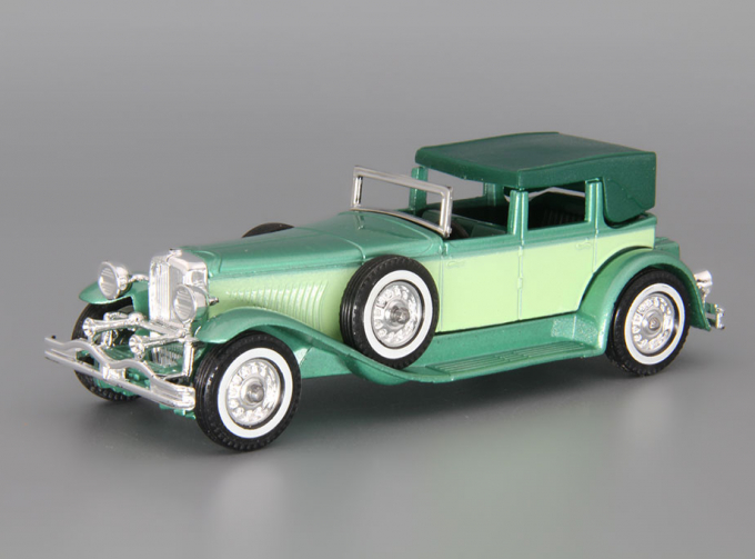 DUESENBERG Model J (1930), green / light green