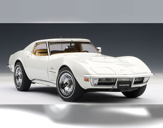 CHEVROLET Corvette, classis white