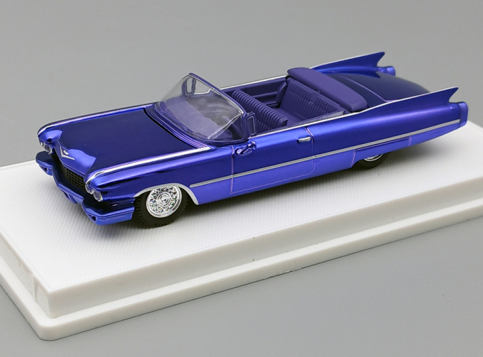 CADILLAC Coupe De Ville (1960), brilliant blue metallic