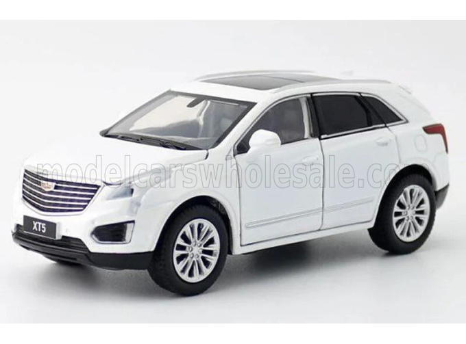 CADILLAC Xt5 (2018), White