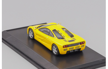 McLAREN 675LT Spider, yellow / grey