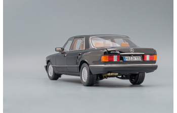 MERCEDES-BENZ 560 SEL (W126) 1989 black metallic