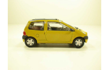 RENAULT Twingo, yellow