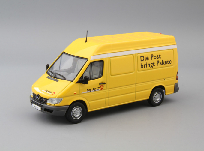 MERCEDES-BENZ Sprinter Die Post bringt Pakete, yellow