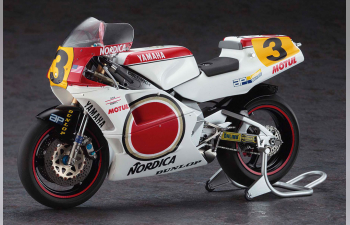 Сборная модель Yamaha YZR500 Team Lucky Strike Limited Edition