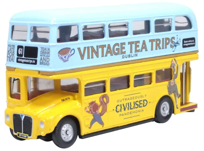 AEC Routemaster, Vintage Tea Tours, yellow/white