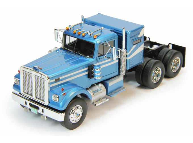 WHITE ROAD BOSS (1977), metallic blue / white