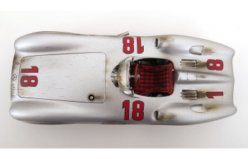 MERCEDES-BENZ W196R Stromlinie No 18 GP France, Fangio (1954)
