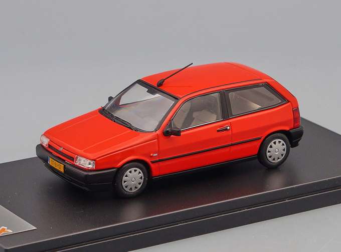 FIAT TIPO (1995), red