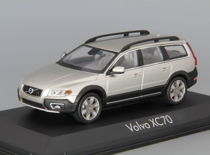 VOLVO XC70 (2013), sea shell