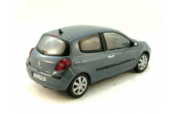 RENAULT Clio (2005), серый