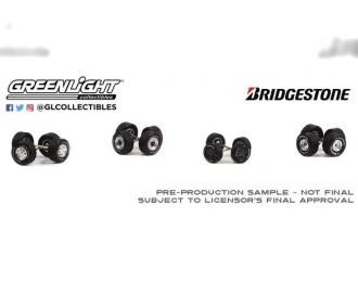 набор "Wheel & Tire Packs Series 7" 4 комплекта колес Bridgestone