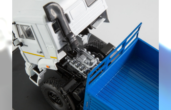 Камский грузовик 43118 6x6 бортовой (рестайлинг), белый / синий