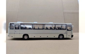 IKARUS 250.58, белоснежный