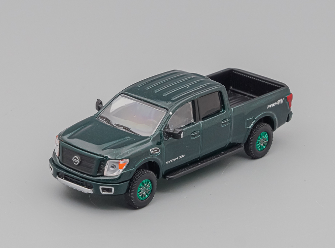 NISSAN Titan XD Pro-4X Pick-Up 2019 Midnight Pine Metallic (Greenlight!)