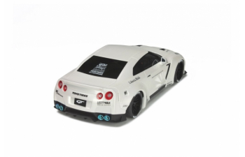 Nissan R35 GTR LB Performance, L.e. 2000 pcs. (pearl white)