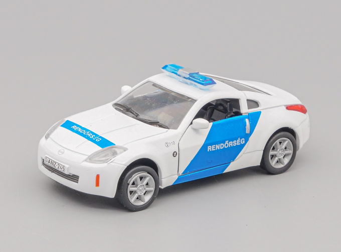 NISSAN 350Z Hungarian Police, white / blue