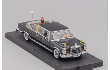 MERCEDES-BENZ 600 Landaulet African King, black