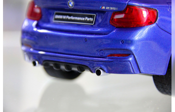 BMW M235i M Perfomance, blue