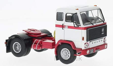 VOLVO F88 (1970), white / red