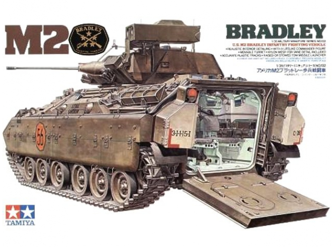 Сборная модель Амер.БТР M2 Bradley IFV с внутренним интерьером, 1фигура