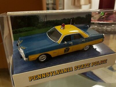PLYMOUTH Fury Pennsylvania State Police (1973), orange / blue