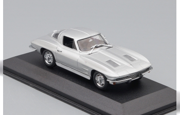 CHEVROLET Corvette Coupe (1963), silver