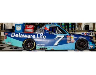 Chevrolet Silverado #7 Carson Hocevar *Delaware Life*, blue/white 2025